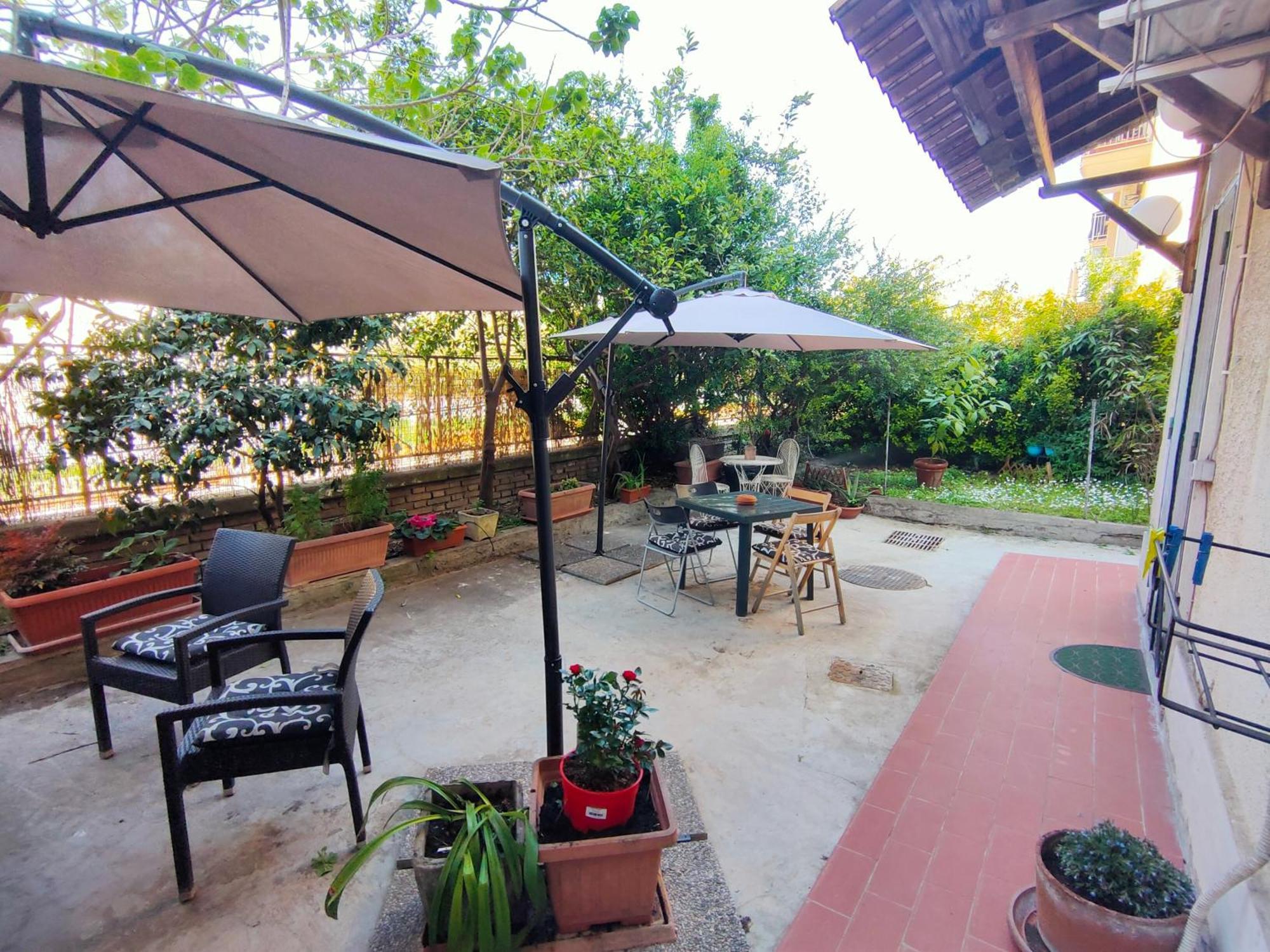 Appartamento Bibbi'S Garden Roma Esterno foto