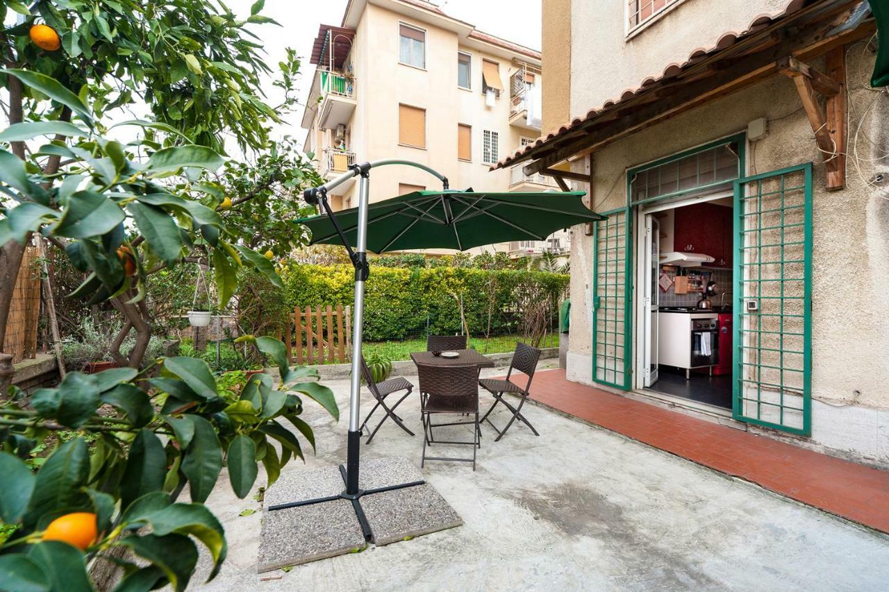 Appartamento Bibbi'S Garden Roma Esterno foto