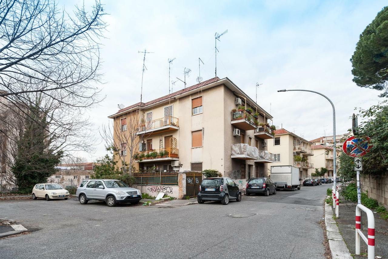 Appartamento Bibbi'S Garden Roma Esterno foto